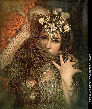 Mirelle - Halloween mermaid shoot