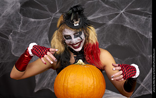 Freddy Krueger/Harley Quinn model shoot - Mandy