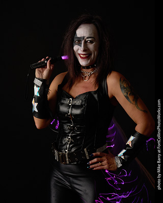 Cari as KISS (Paul Stanley)