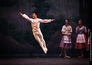 Giselle by Canyon Concert Ballet