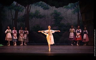 Giselle by Canyon Concert Ballet