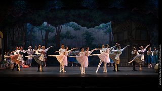 Giselle by Canyon Concert Ballet