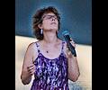 Colleen Crosson on vocals
