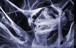 Andrea - spiderweb model shoot