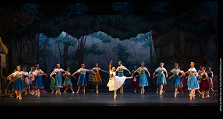 Giselle by Canyon Concert Ballet