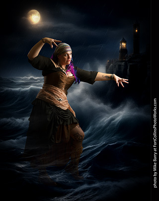 Jennifer dark pirate shoot