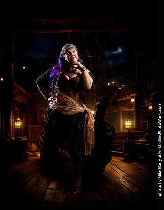 Jennifer dark pirate shoot